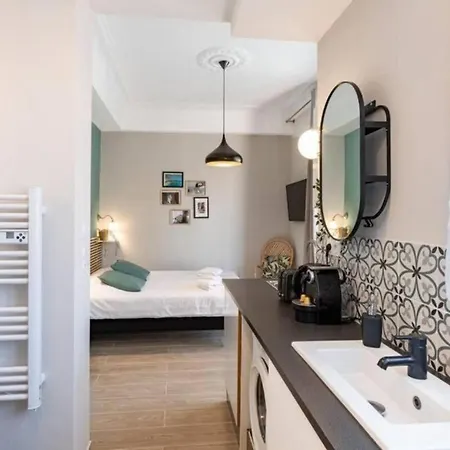 Lamartine - W Terrace And Ac Very Apartmán