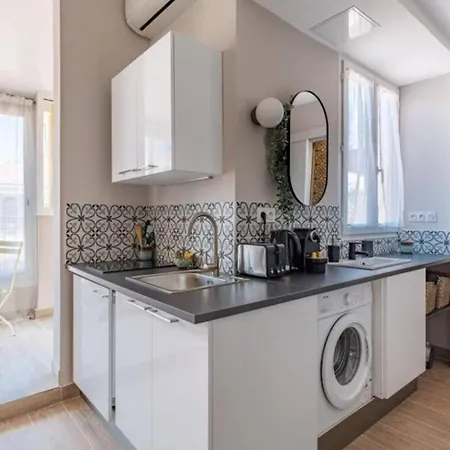 Lamartine - W Terrace And Ac Very شقة *